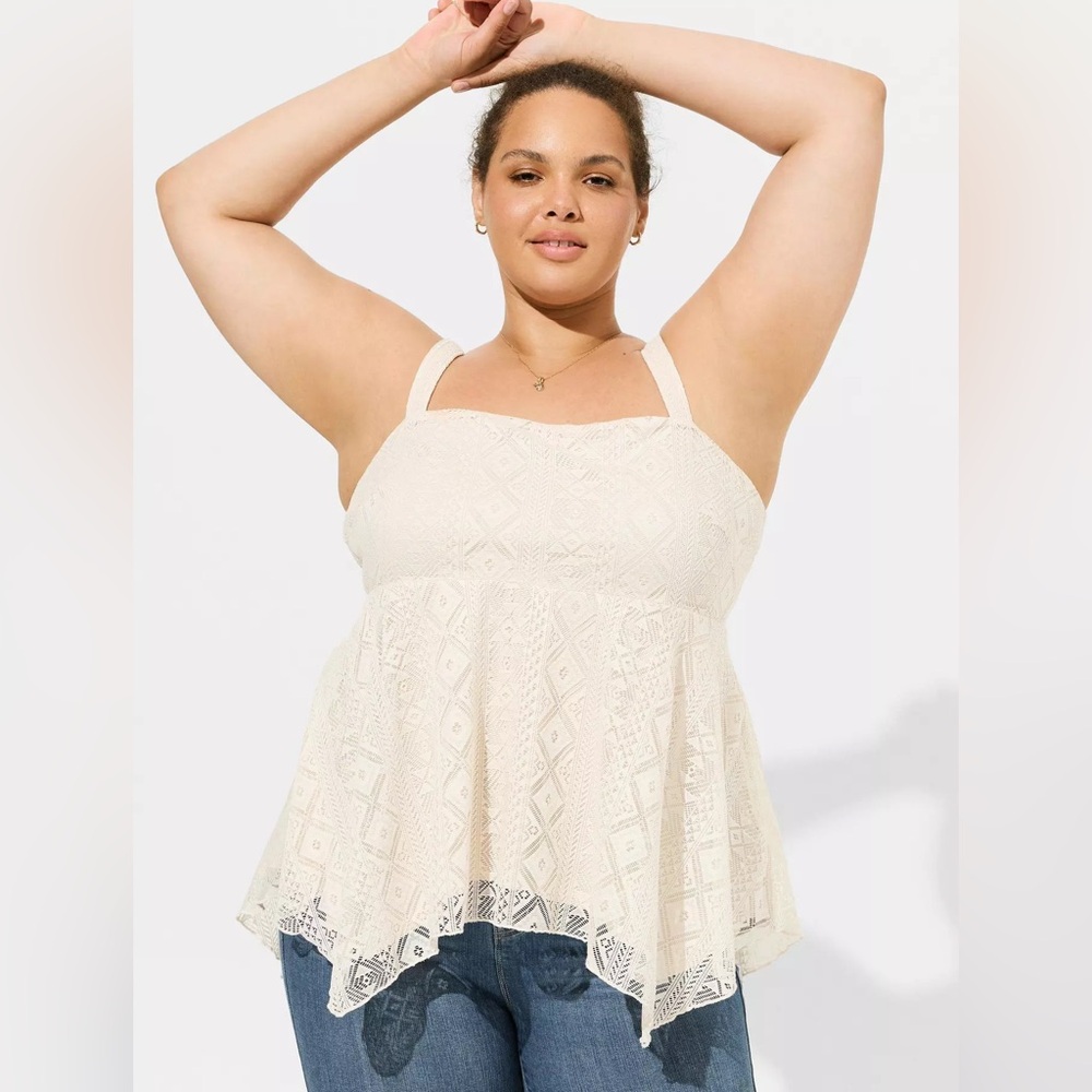 Torrid Babydoll Lace Hanky Hem Tank Top 0X Cream Asymmetrical Boho Bridal Flowy